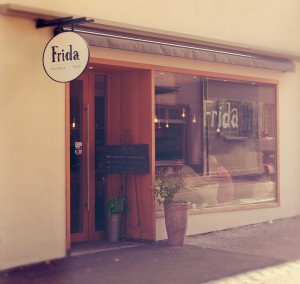 Frida_Front           